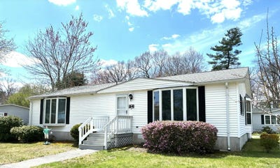 /international/us/24-leisurewoods-drive-rockland-ma-110107479132/