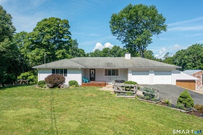 /international/us/102-pumpkin-hill-road-ashford-ct-110108872034/
