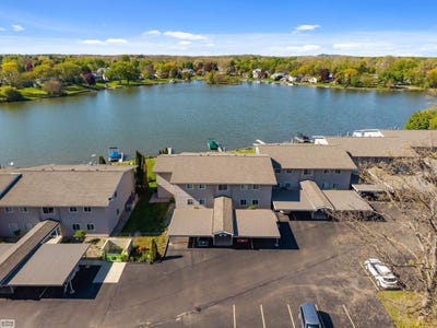 /international/us/4960-lake-point-drive-waterford-mi-110108198001/