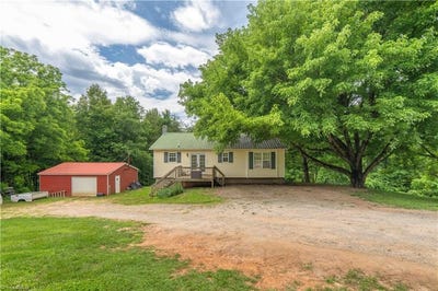 /international/us/307-water-trail-mount-airy-nc-110108497528/