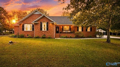 /international/us/1040-gannon-circle-nw-arab-al-110110403684/