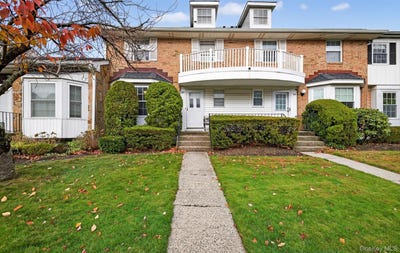 /international/us/105-glen-way-syosset-ny-110103675719/
