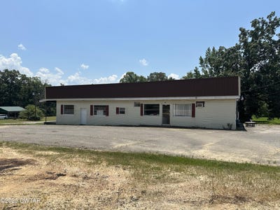 /international/us/660-e-main-street-parsons-tn-110100746125/