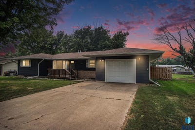 /international/us/403-n-bell-st-howard-sd-110101368193/?lang=en