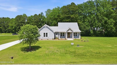 /international/us/128-w-burton-farm-drive-minnesott-beach-nc-110103543838/