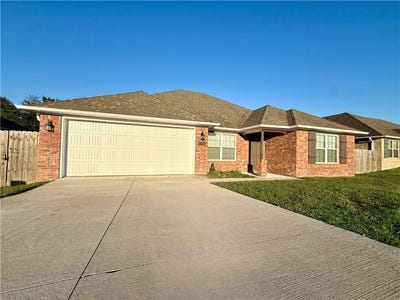 /international/us/817-saddlebrook-street-gentry-ar-110108566318/