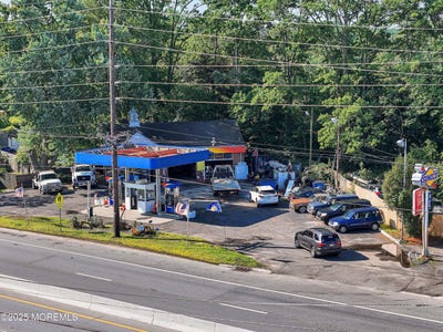 /international/us/560-state-route-36-belford-nj-110100396366/