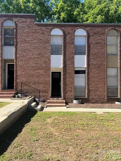 /international/us/407-s-chester-street-gastonia-nc-110108148134/