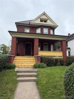 /international/us/557-5th-street-niagara-falls-ny-110110266972/