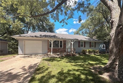 /international/us/310-glendana-street-lee-s-summit-mo-110108822584/