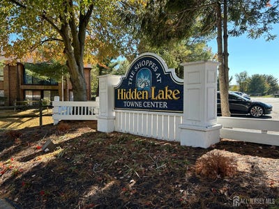 /international/us/0-2-4-6-towne-center-drive-north-brunswick-nj-110100242532/