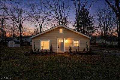 /international/us/6171-lee-road-north-ridgeville-oh-110107349459/
