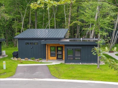 /international/us/quarterdeck-resort-405-9839-adventure-way-sw-nisswa-mn-110109393493/