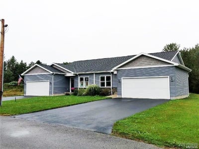 /international/us/e-hill-run-unit-13-springville-ny-110103479211/