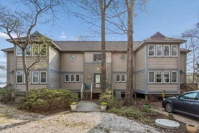 /international/us/172-sturgeon-creek-road-deltaville-va-110106845344/