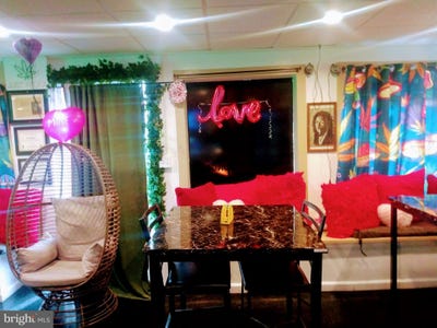 /international/us/320-322-e-state-street-trenton-nj-110105841589/