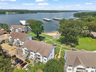 /international/us/200-pleasant-place-unit-c-5-springville-tn-110109207588/