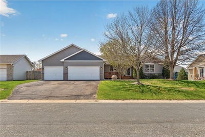 /international/us/13360-4th-avenue-s-zimmerman-mn-110107733675/