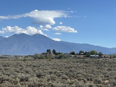 /international/us/tract-d2b2-end-of-thomas-h-romero-road-ranchos-de-taos-nm-110110379396/