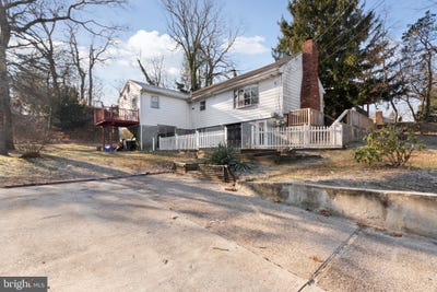 /international/us/19-davis-avenue-clementon-nj-110100720307/