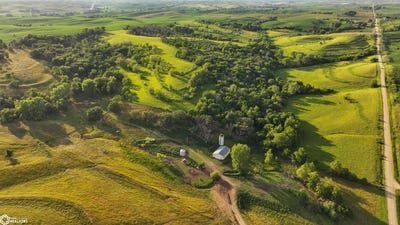 /international/us/2685-210th-st-arion-ia-110109102523/