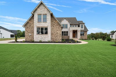 /international/us/9215-hermitage-lane-alvaton-ky-110110319719/
