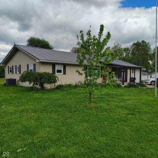 /international/us/8356-state-road-129-vevay-in-110107661537/
