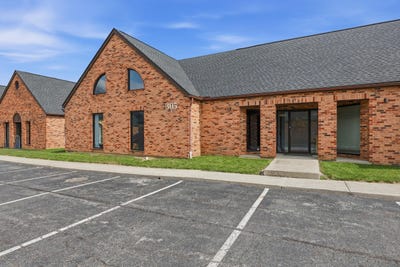 /international/us/1305-worthington-woods-boulevard-columbus-oh-110106760556/
