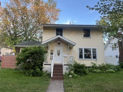 /international/us/302-ave-c-cloquet-mn-110108659788/?lang=id