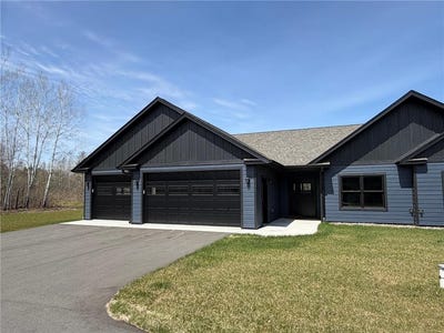 /international/us/16910-piper-lane-brainerd-mn-110108236930/