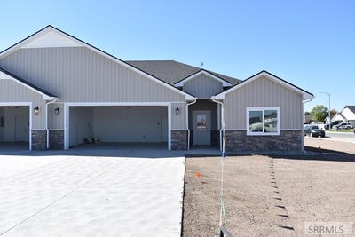 /international/us/422-zions-st-shelley-id-110102384782/