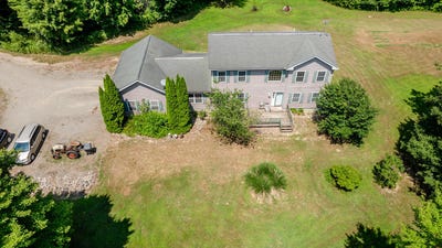 /international/us/57480-72nd-avenue-hartford-mi-110101119820/