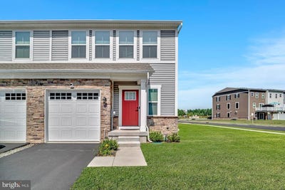 /international/us/43-pratt-lane-lawrence-township-nj-110101199678/