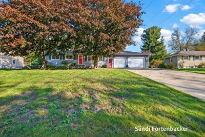 /international/us/5122-melmax-street-norton-shores-mi-110120772996/