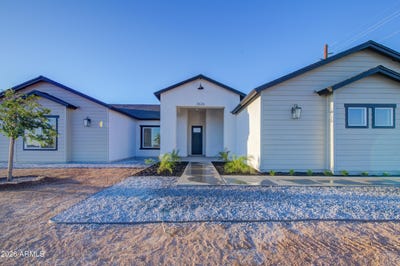 /international/us/3636-n-363rd-avenue-tonopah-az-110108551872/