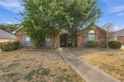 /international/us/948-cheyenne-trail-hewitt-tx-110110243938/