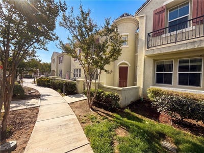 /international/us/1800-e-lakeshore-drive-lake-elsinore-ca-110107635383/