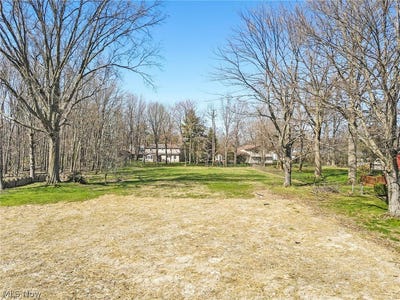 /international/us/27050-hilliard-boulevard-westlake-oh-110107266872/