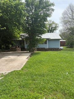 /international/us/1110-w-holt-lincoln-ar-110107720151/