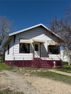 /international/us/507-1st-street-se-harlowton-mt-110107761943/