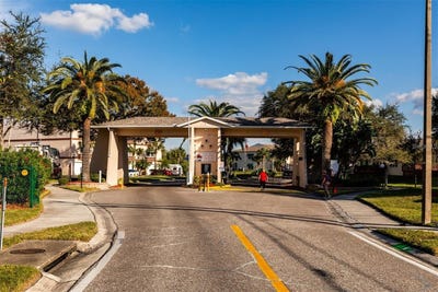 /international/us/9950-62nd-terrace-n-st-petersburg-fl-110120091110/