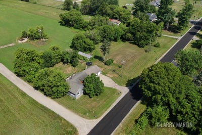 /international/us/11739-14th-avenue-nw-grand-rapids-mi-110101116377/