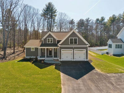 /international/us/7-washburn-farm-lane-kittery-me-110102476729/