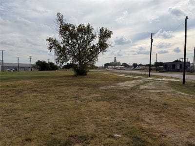 /international/us/w-franklin-street-hillsboro-tx-110110366666/
