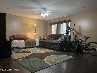 /international/us/2417-33rd-street-lubbock-tx-110108801739/