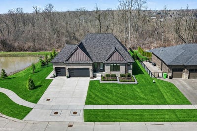 /international/us/66507-meadowlands-court-washington-twp-mi-110107060546/