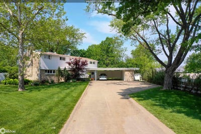 /international/us/1621-n-elm-street-ottumwa-ia-110099554542/