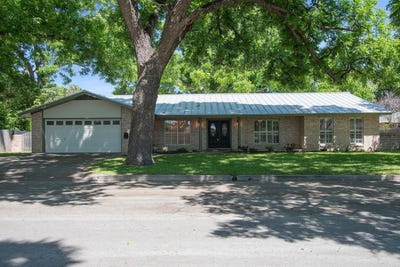 /international/us/21-larkwood-del-rio-tx-110108078014/