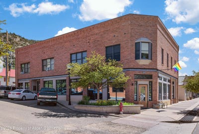 /international/us/386-w-main-street-new-castle-co-110108911432/