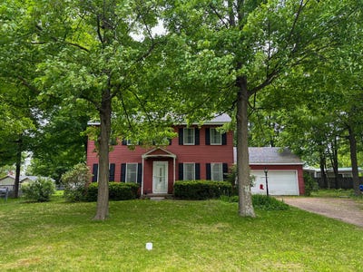 /international/us/15-woodland-drive-peru-ny-110099907184/